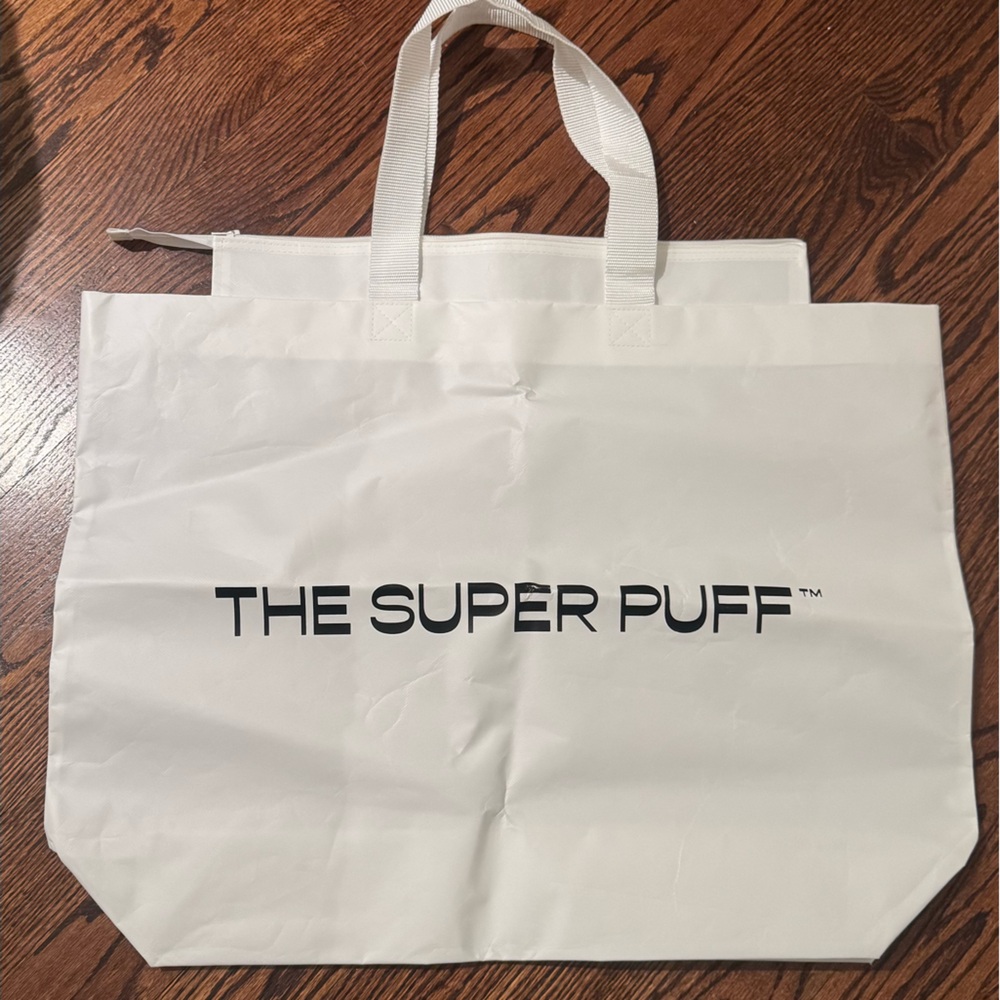 Aritzia Super Puff Garment Bag